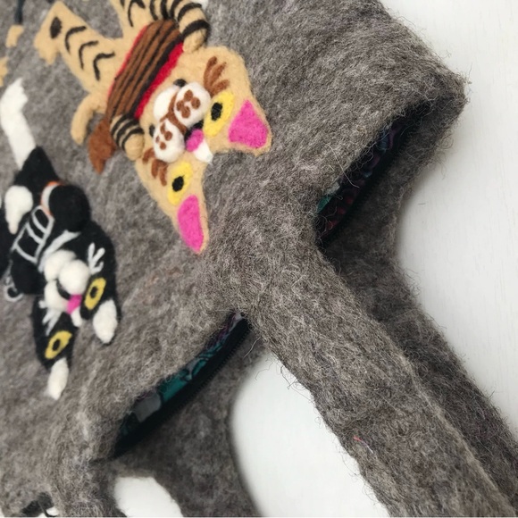 Cat felted Bag, Felt Purse, Wool Felt Bag, Mini Purse, Shoulder Bag, Zipper bag - Picture 8 of 8